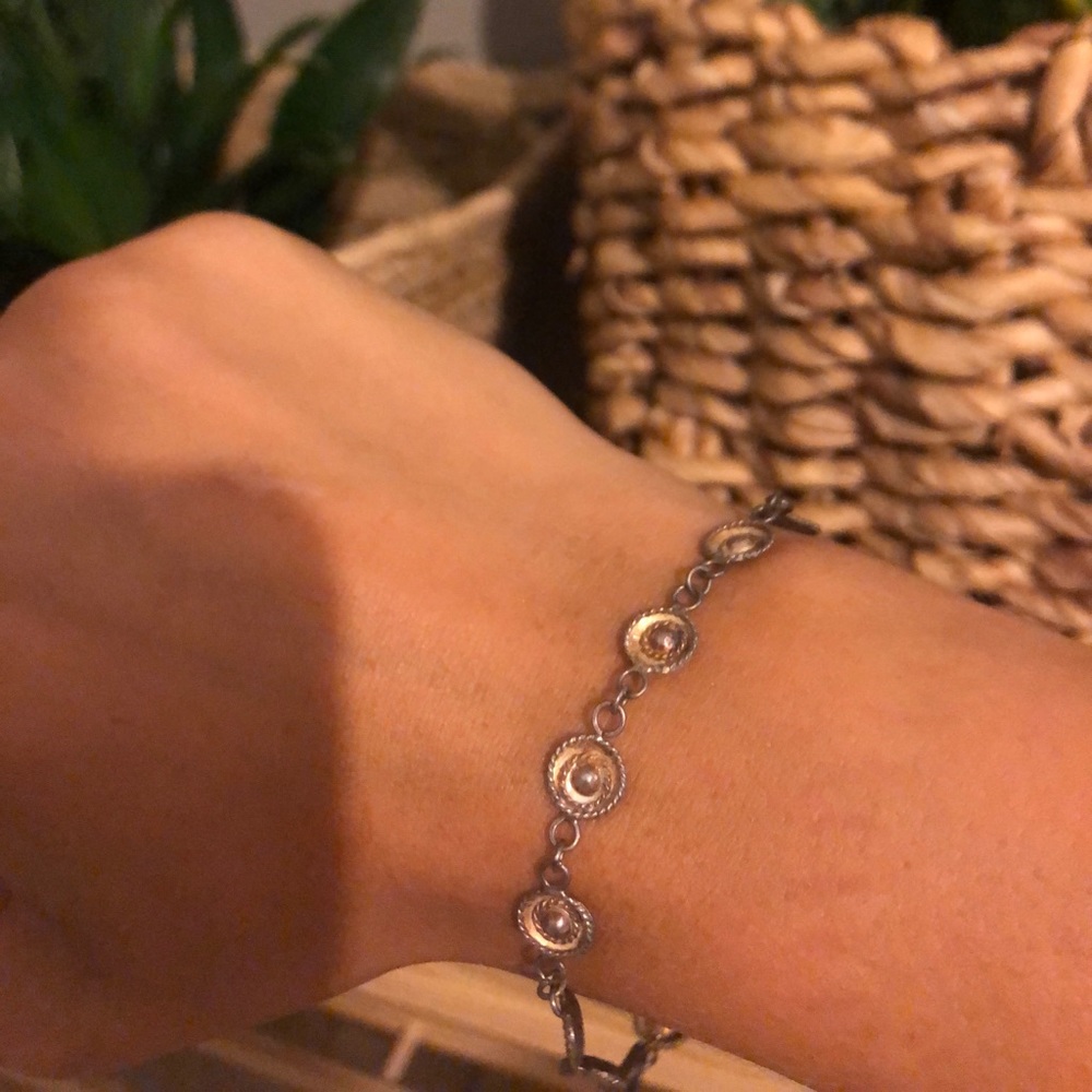 Vintage Gold sombrero bracelet!